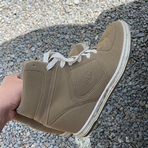 Beige champion high tops